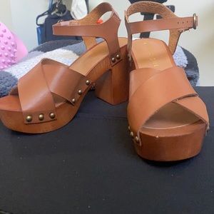 Beautifully crafted sandals